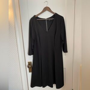 Like New LANE BRYANT 18/20 Black 3/4 Slv V Neck Dress